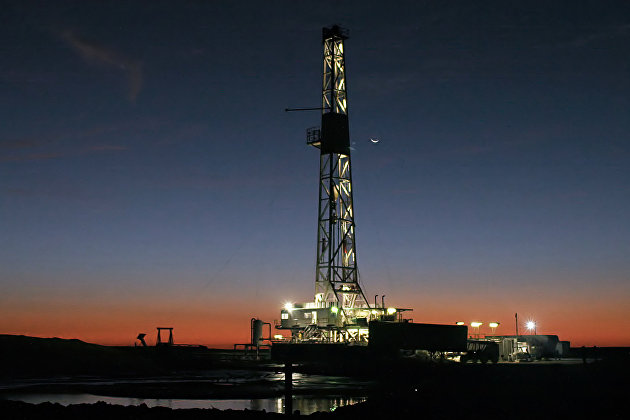 В США рекордно упало число действующих нефтегазовых буровых установок
