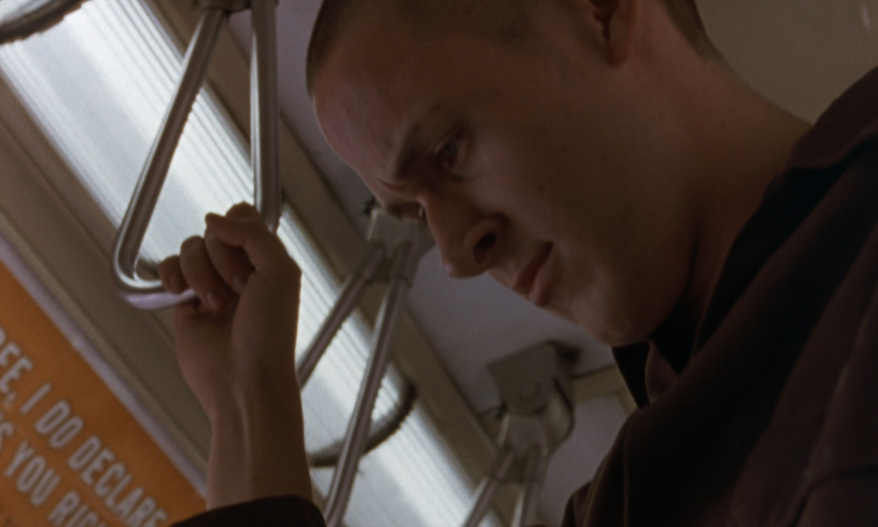 Фанатик (The Believer) 2001.mkv_snapshot_00.03.50.350.png