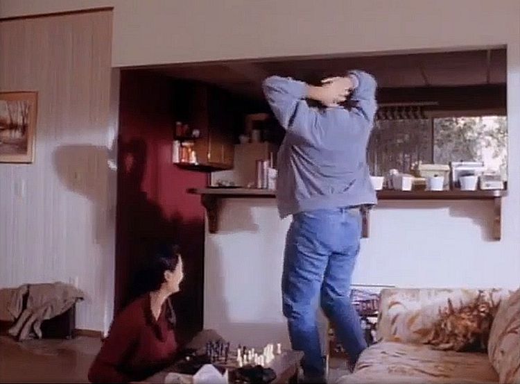 Шустрая /Quick/ 1993 (0:25:52 / 1:40:00)