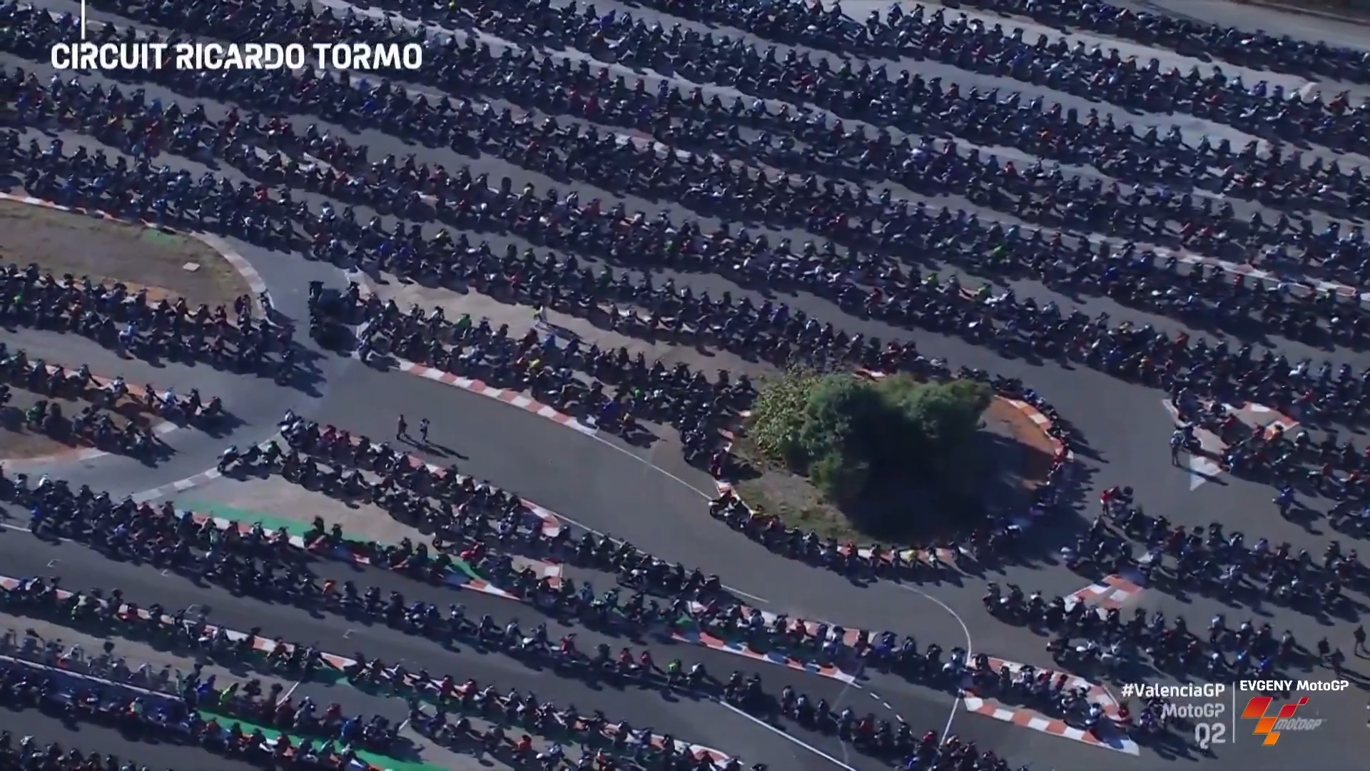 20.Grand Prix Motul of the Valencian Community.Qualification.mp4_snapshot_21.06_[2023.11.25_18.55.44].jpg