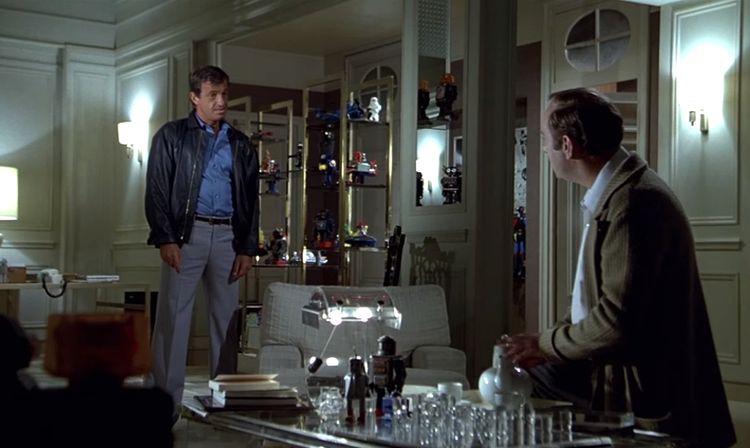 Профессионал /Le Professionnel/ 1981 (1:12:50 / 1:47:56)