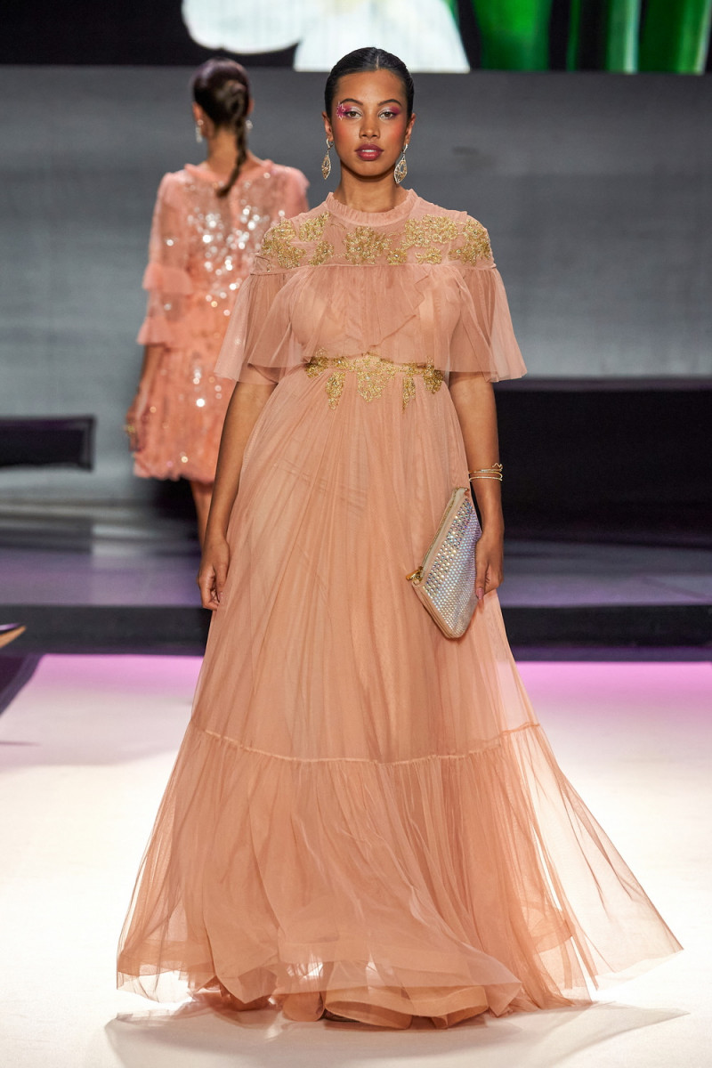 christophe_guillarme_pfw_ss23__006a_3m_20231118_1998200568.jpg