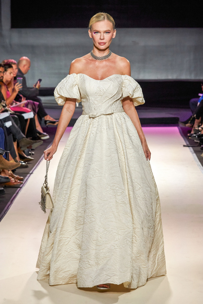 christophe_guillarme_pfw_ss23__008a_3m_20231118_1221965273.jpg