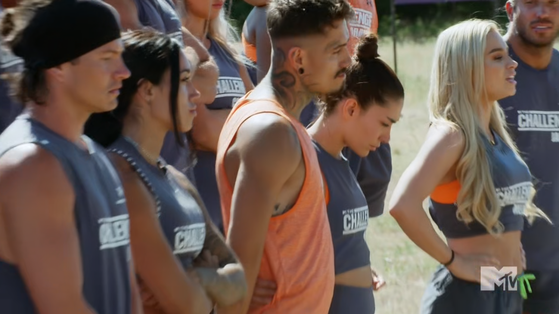 The Challenge S39E09 | [720p] (x265) A21885f5459dece038c145e622f450ef