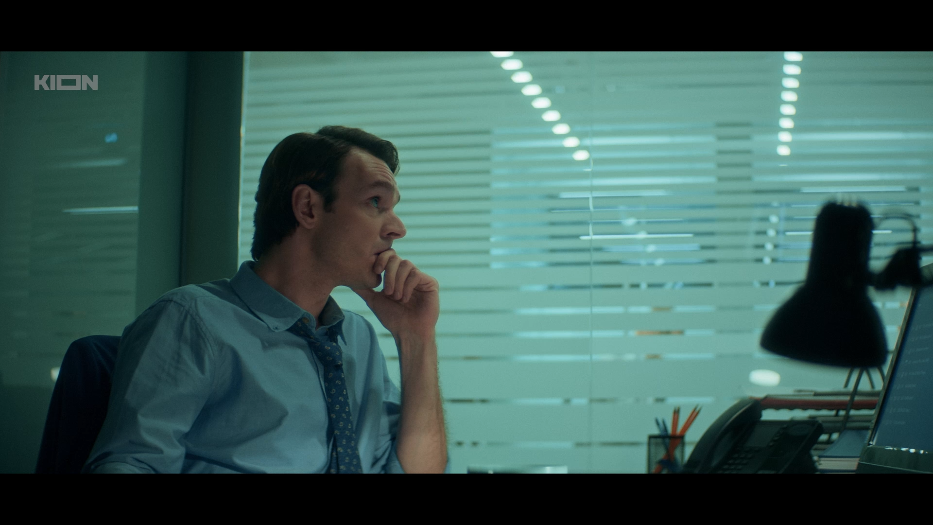 Uspeshnyi.S01.E01.WEB-DL.1080p.MrMittens.mkv_snapshot_20.12.png