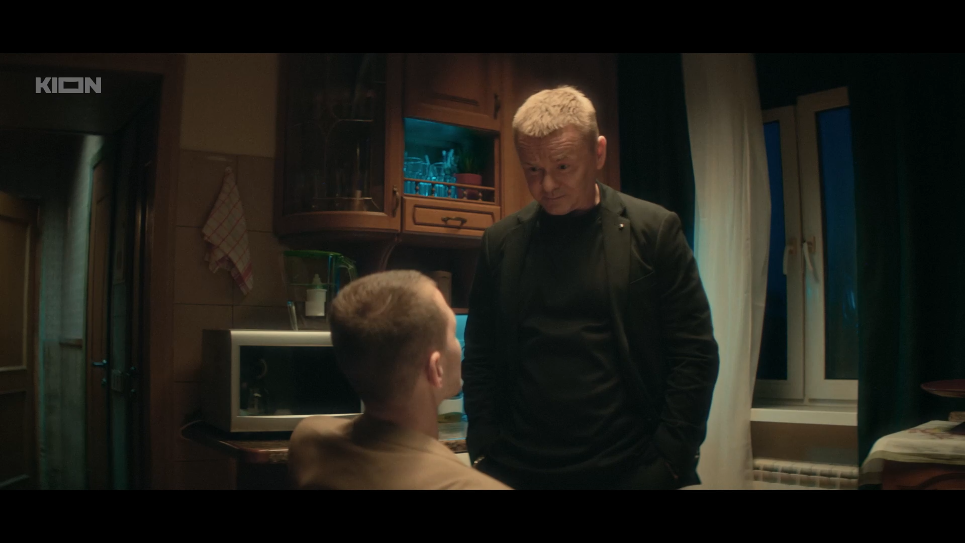 Uspeshnyi.S01.E01.WEB-DL.1080p.MrMittens.mkv_snapshot_27.02.png
