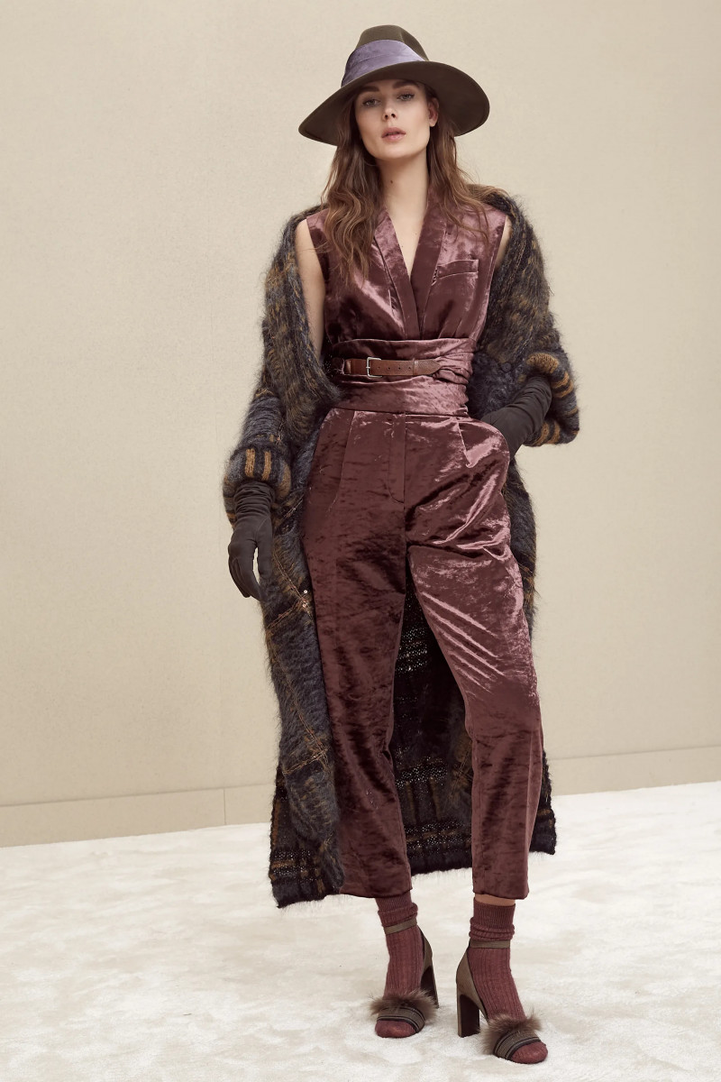 36-brunello-cucinelli-fall-ready-to-wear-2018.webp