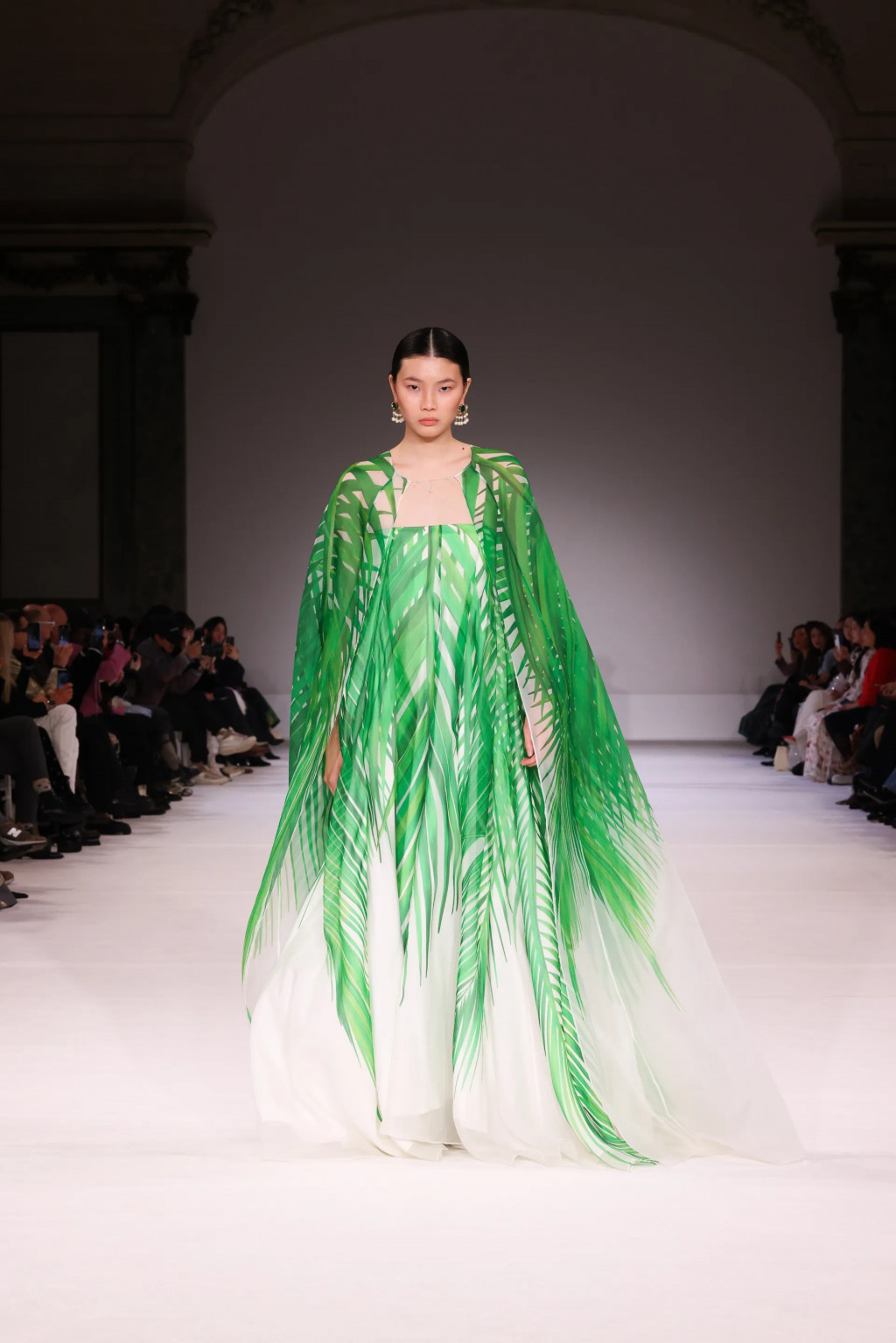00005-homolog-spring-2024-couture-credit-brand.webp
