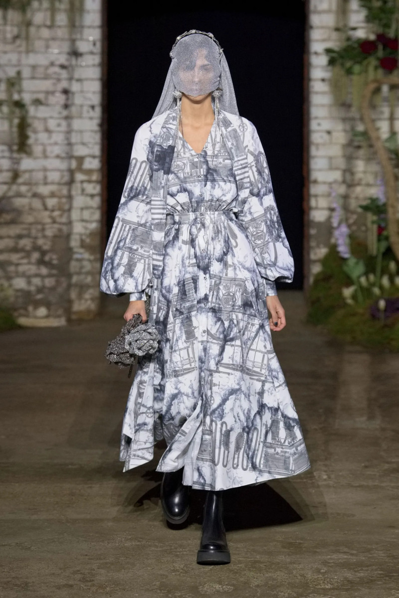 00007-mithridate-fall-2022-ready-to-wear-details-paris-credit-jason-lloyd-evans.webp