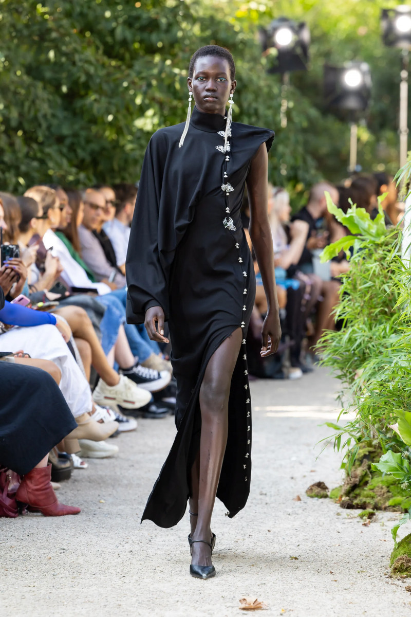 00043-mithridate-spring-2024-ready-to-wear-credit-brand-spon.JPG.webp