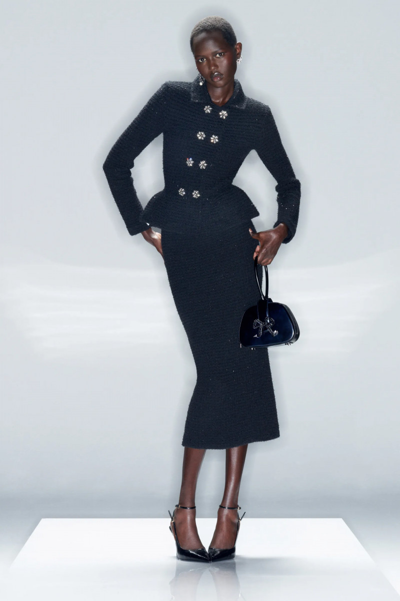 00023-self-portrait-fall-2024-ready-to-wear-credit-brand.webp