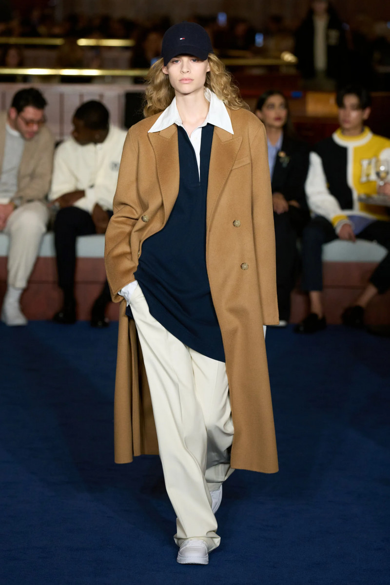 00013-tommy-hilfiger-fall-2024-ready-to-wear-credit-gorunway.webp