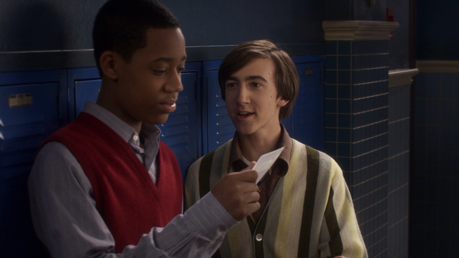Everybody.Hates.Chris.S04E13.1080p.WEB-DL.x264.Rus.Eng-@EniaHD.png