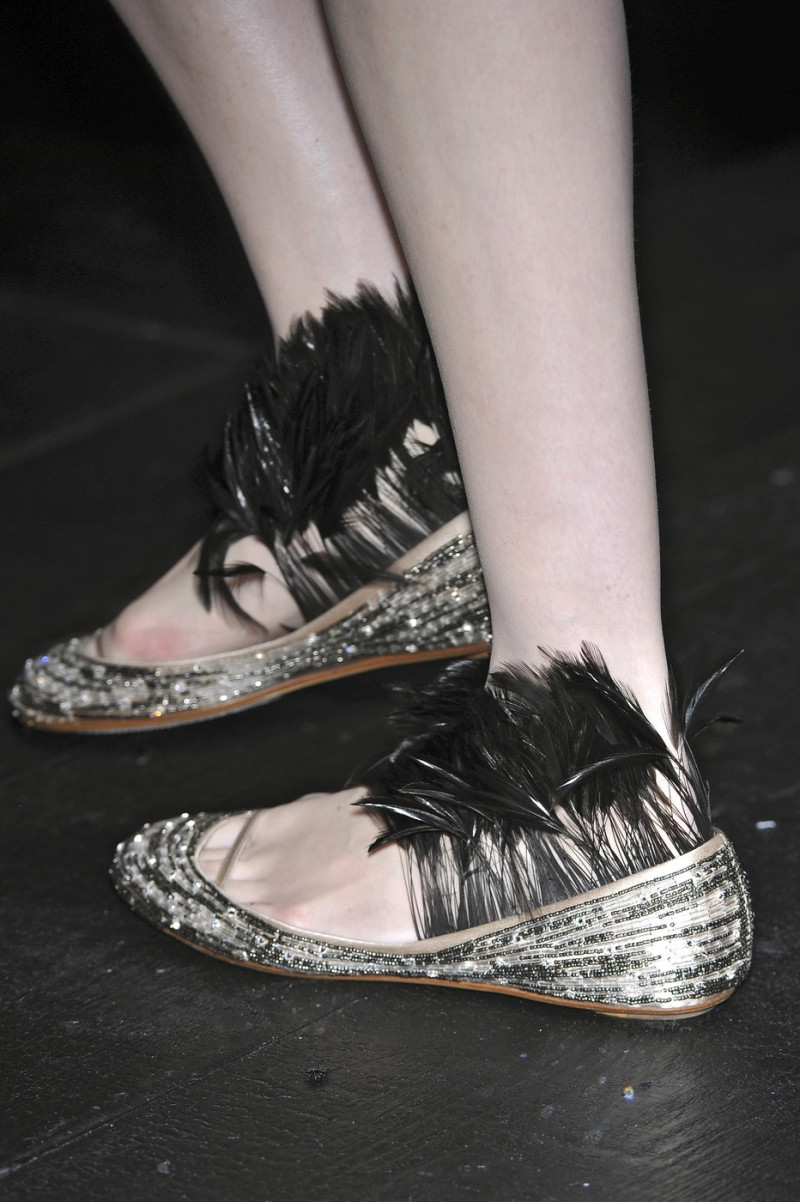 Valentino+Fall+2009+Details+8wo8x5y9E8Tx.jpg