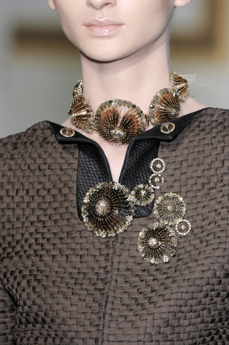 Valentino+Fall+2008+Details+LF3hBvH5JCfx.jpg