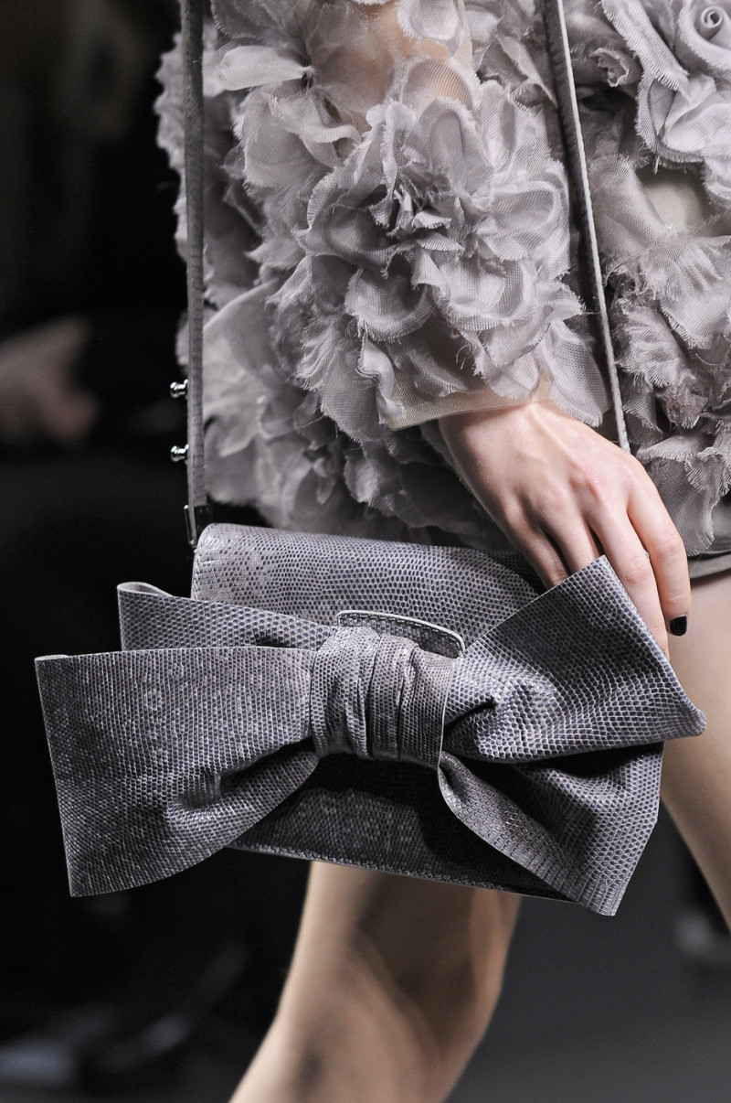 Valentino+Spring+2010+Details+wco1kDJUe7Ax.jpg