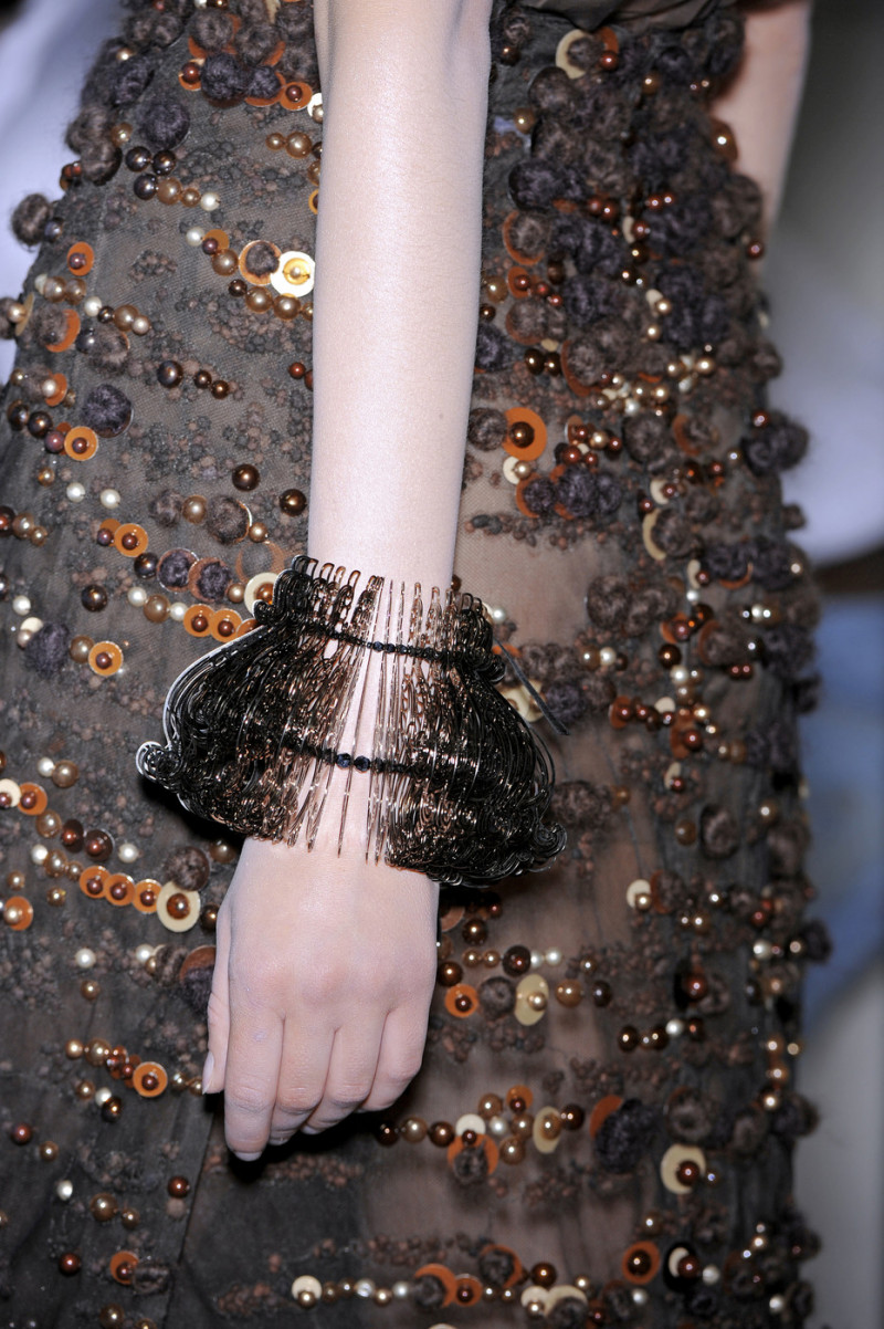 Valentino+Fall+2008+Details+8jeSOQVJP-Mx.jpg
