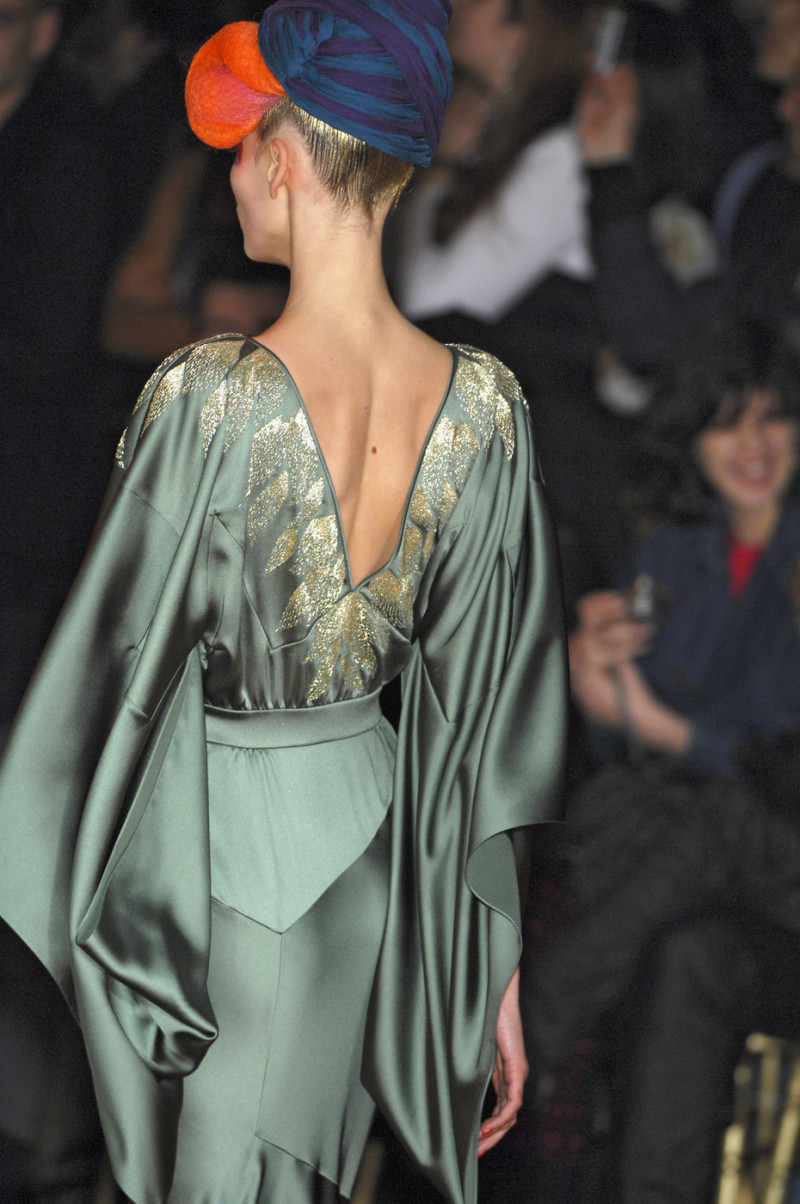 John+Galliano+Fall+2008+Details+kU4tI8Pglhlx.jpg