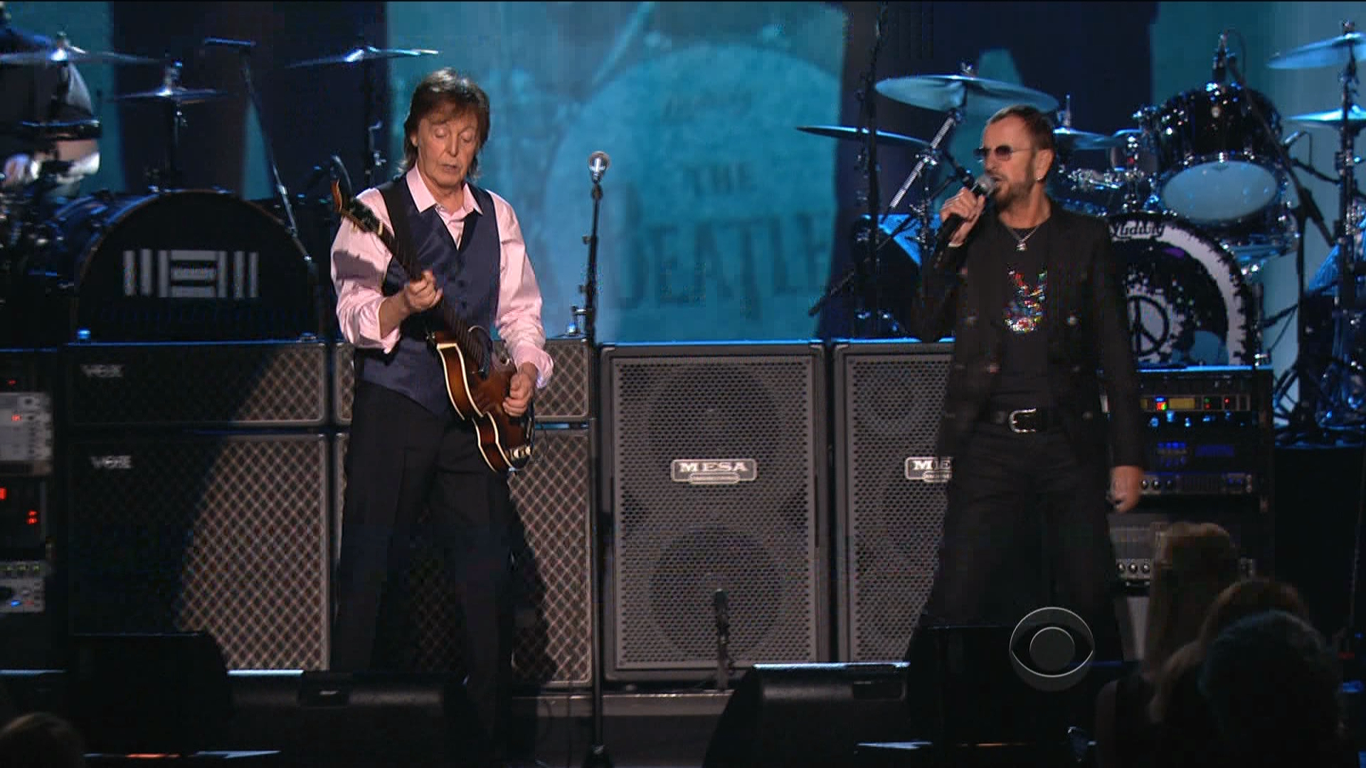 Paul McCartney and Ringo Starr 2014-01-27 Grammy Salute to The Beatles.ts_20240906_203750.167.png