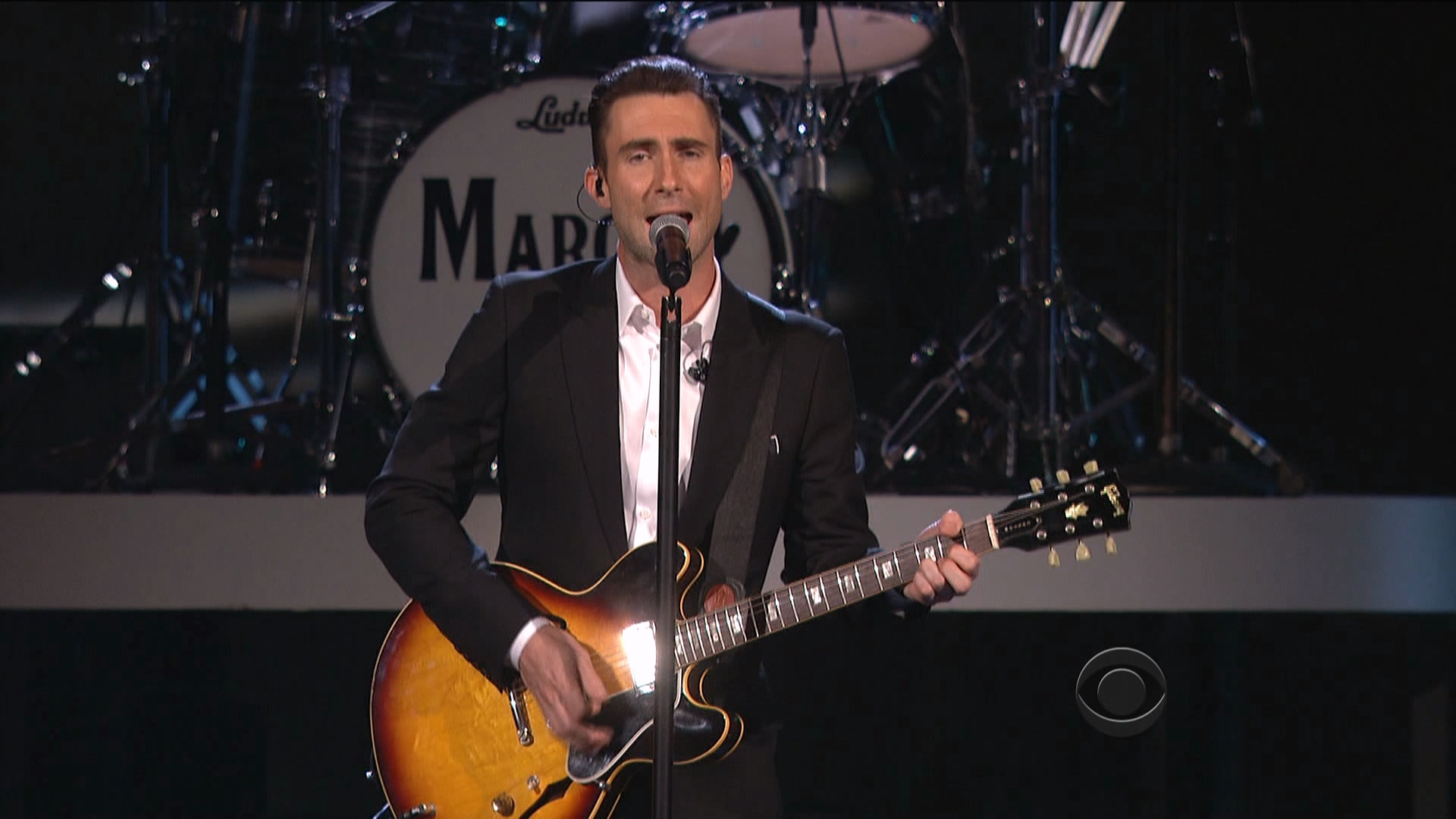 01 Maroon 5 - All My Loving-Ticket To Ride.ts_20240910_221247.079.png