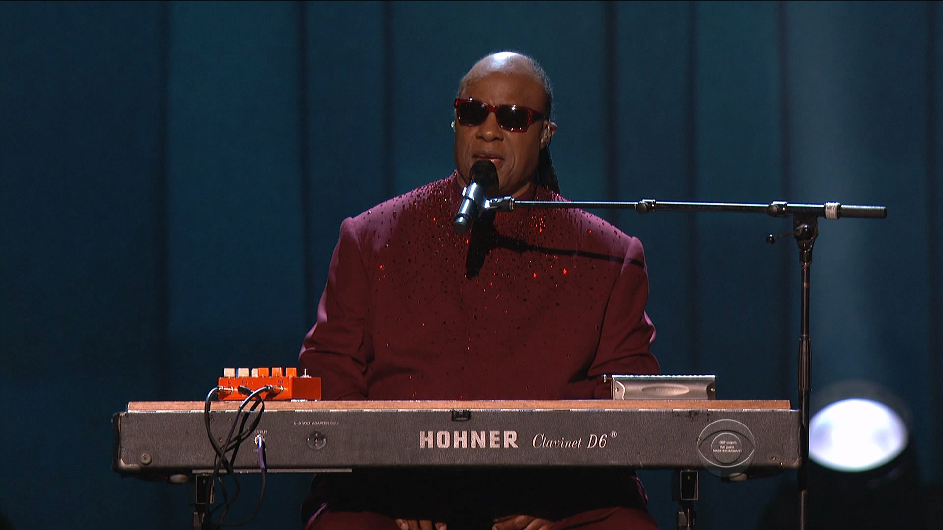 02 Stevie Wonder - We Can Work It Out.ts_20240910_221311.426.png