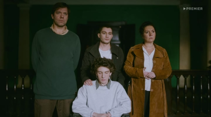 01 Фарма.2024.WEB-DLRip.Files-x.avi_snapshot_06.41.png