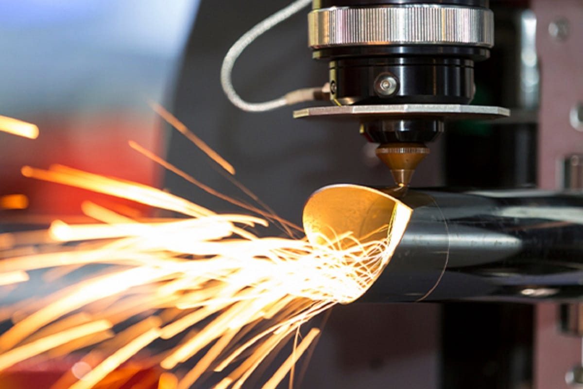 How-accurate-laser-cutting-is-in-cutting-accuracy-and-tolerance-qcym8k3tfhw37opetlzphc5v8gnmygnh2i3lsqobpc.jpg Как обеспечить высокую точность лазерной резки металла и избежать дефектов