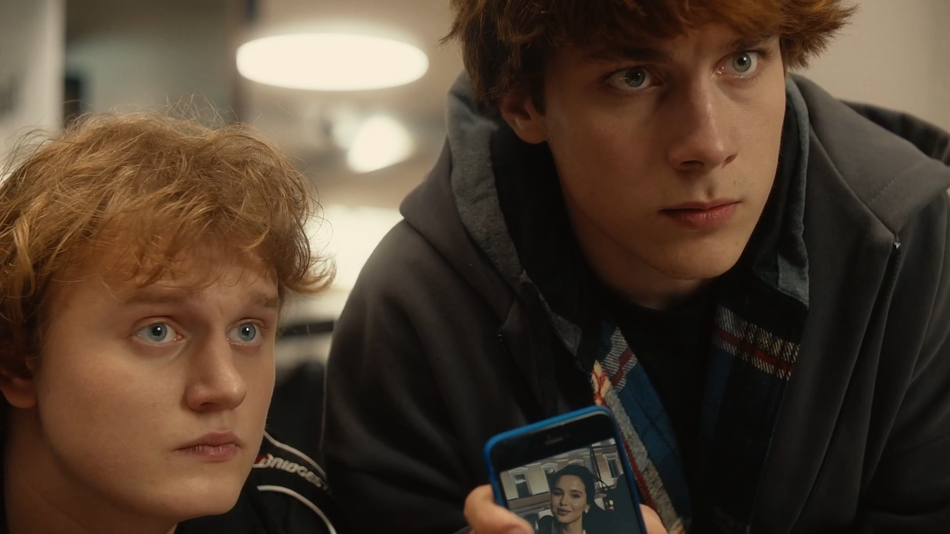 Фейк S01E01 WEBRip 1080p.mkv_snapshot_06.54.png