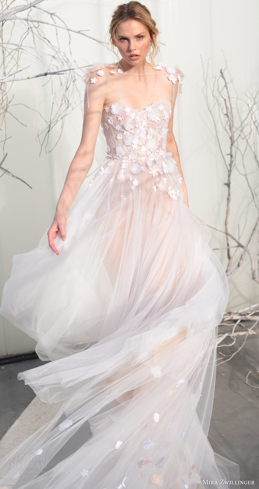 mira-zwillinger-bridal-2017-strapless-sweetheart-ball-go_002.jpg