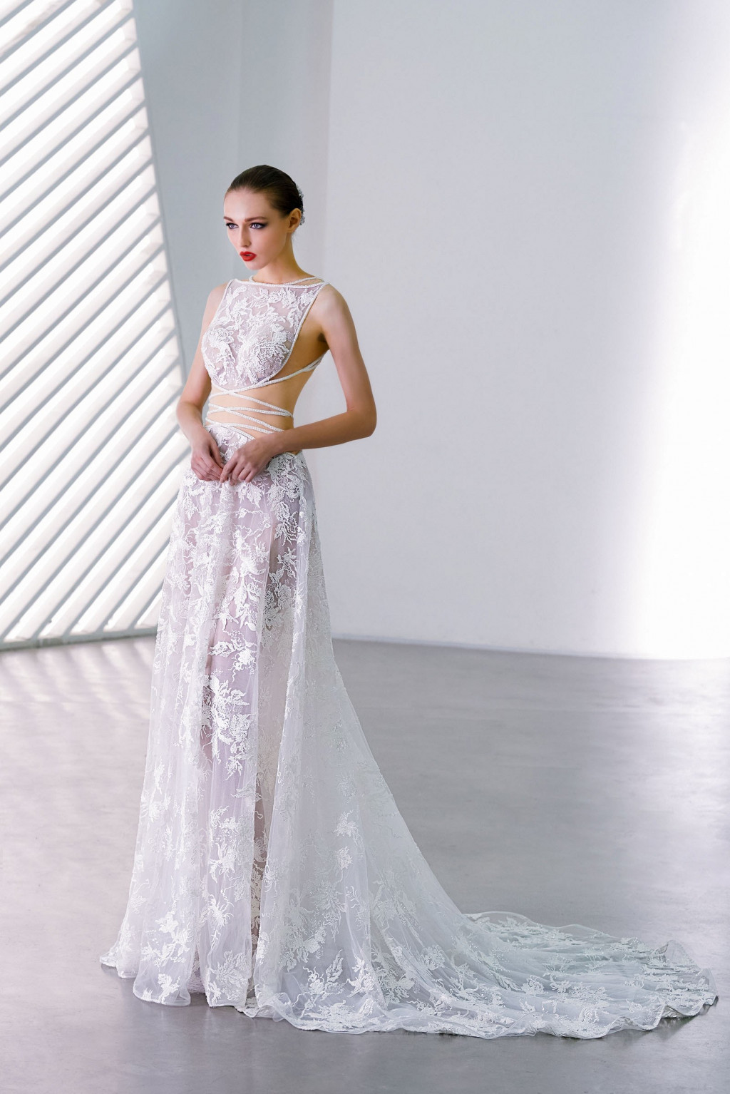 dany_tabet-bridal-2018-2019bluebox-0404_f-resp2400v.jpg