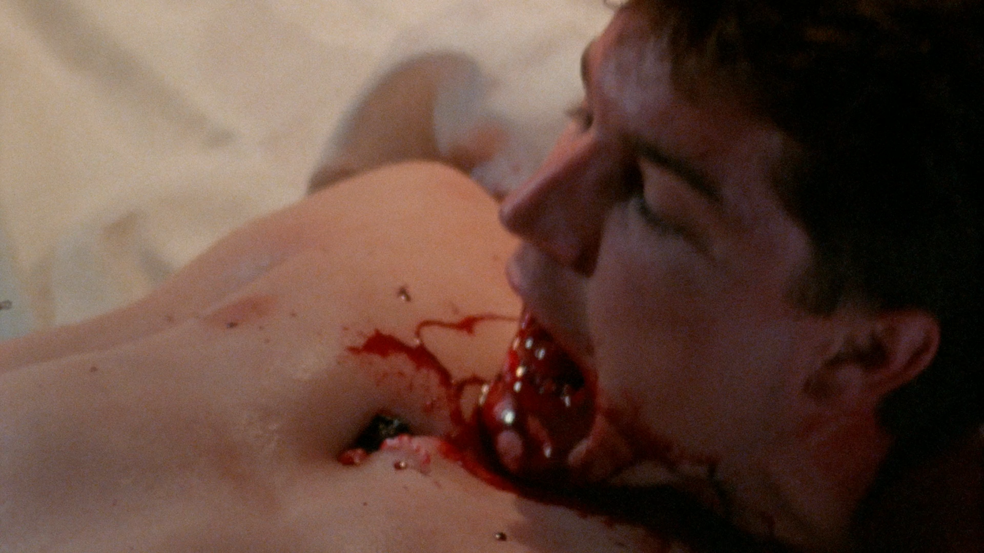 Murder.Weapon.1989.BDRemux.1080p.mkv_snapshot_00.51.47.828.png