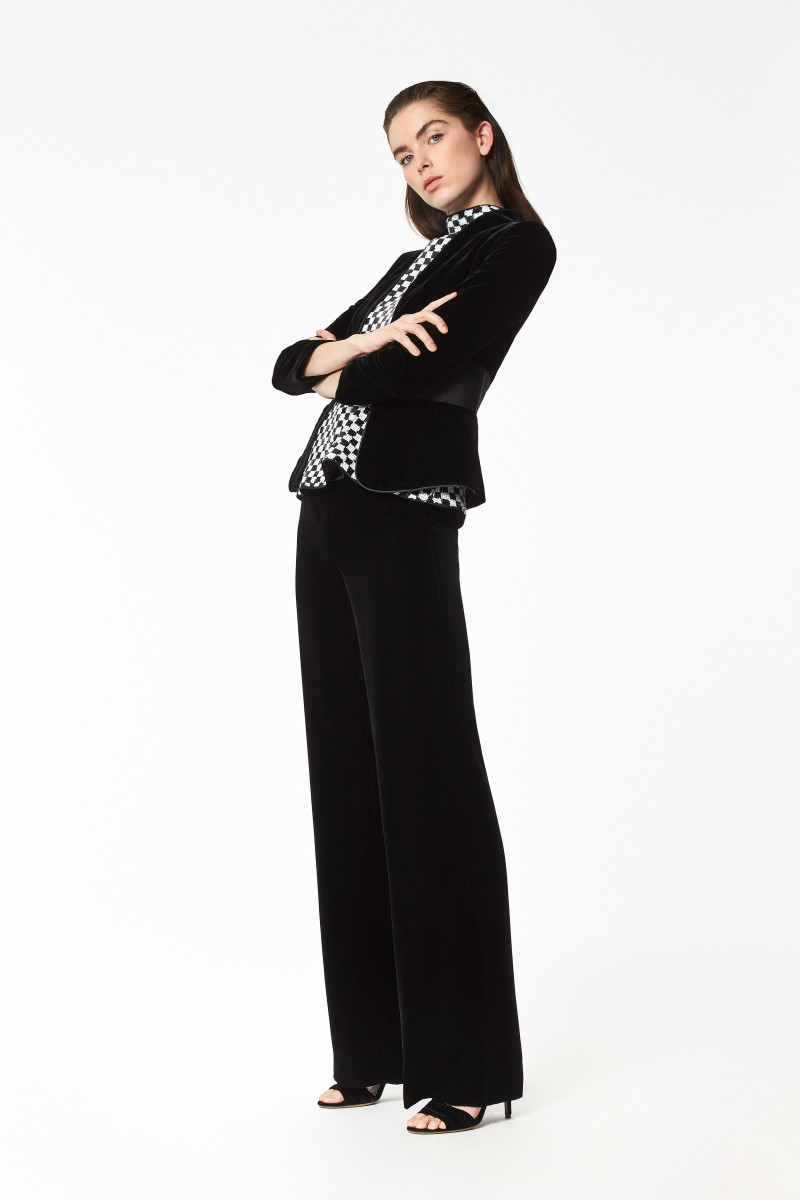 00026-emporio-armani-pre-fall-2020.jpg