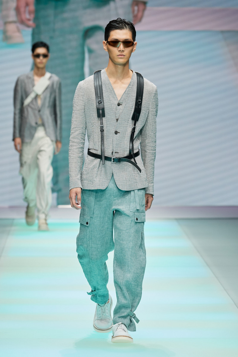 00013-Emporio-Armani-Spring-22-RTW-Milan-credit-gorunway.JPG