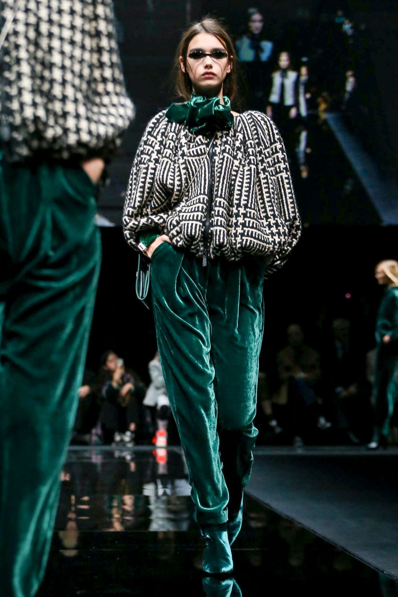 Emporio-Armani-RTW-FW20-Milan-6329-1582282537.jpg