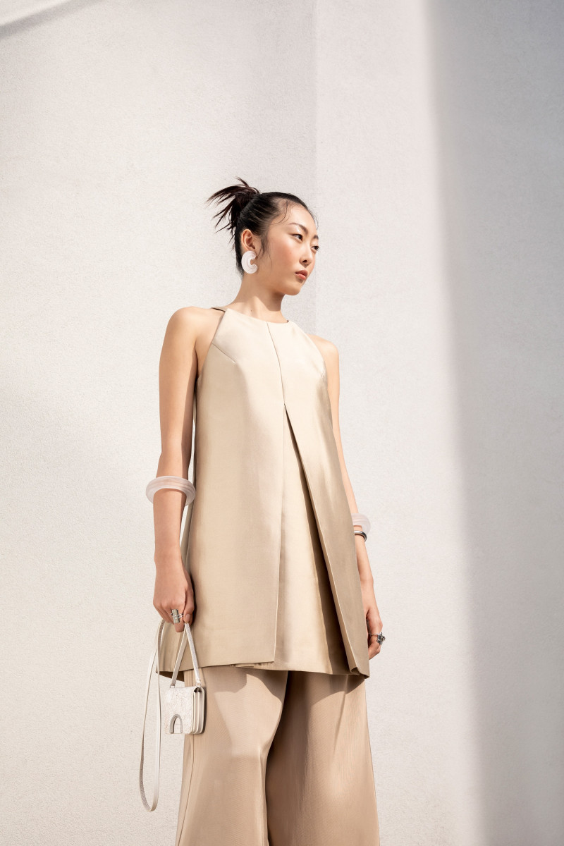 00004-Emporio-Armani-RTW-Spring-21.jpg