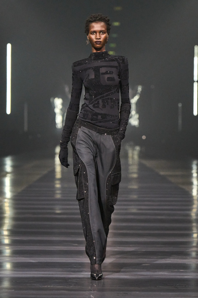 00045-ferrari-fall-2022-ready-to-wear-milan-credit-filippo-fior-gorunway.webp