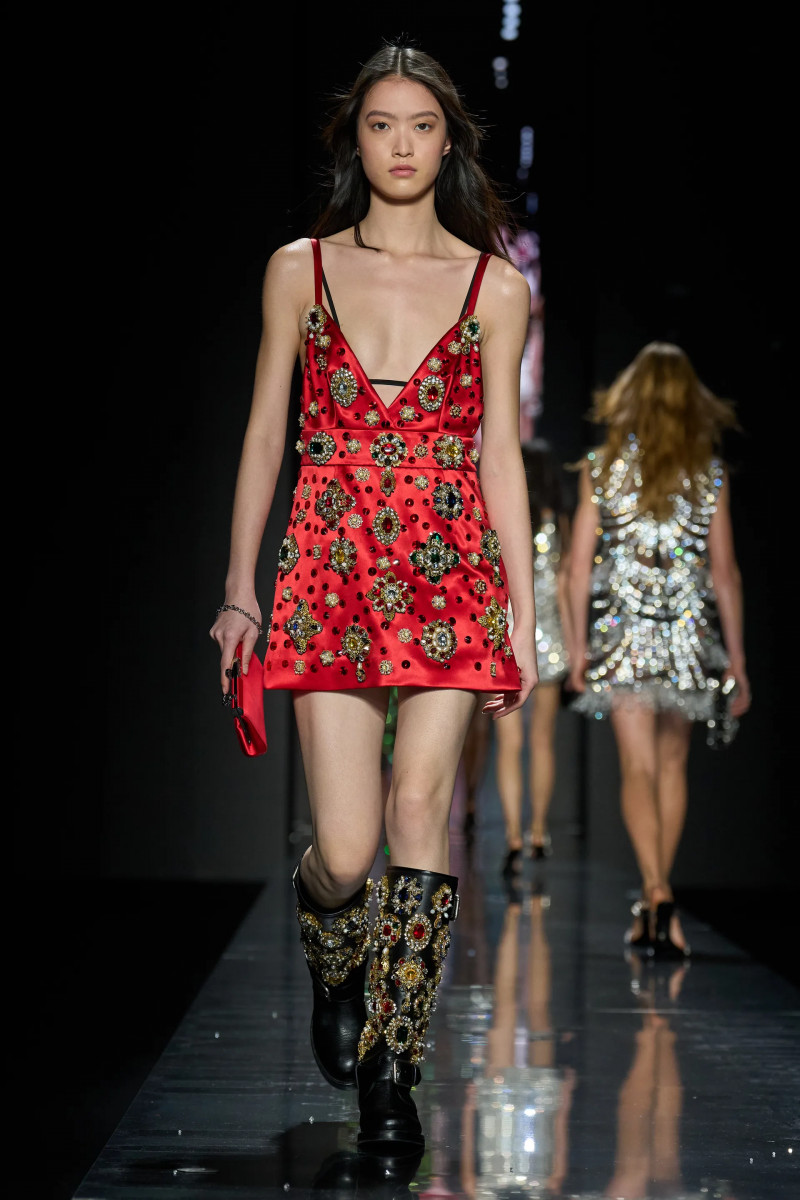 00061-dolce-and-gabbana-fall-2025-ready-to-wear-credit-gorunway.webp