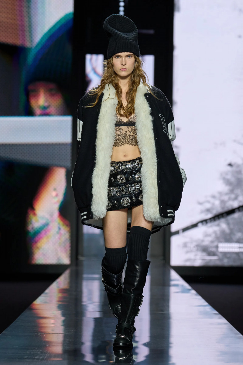 00015-dolce-and-gabbana-fall-2025-ready-to-wear-credit-gorunway.webp