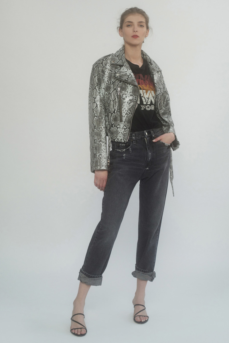 00013-Marissa-Webb-Resort-2020-credit-Chris-Parente.jpg