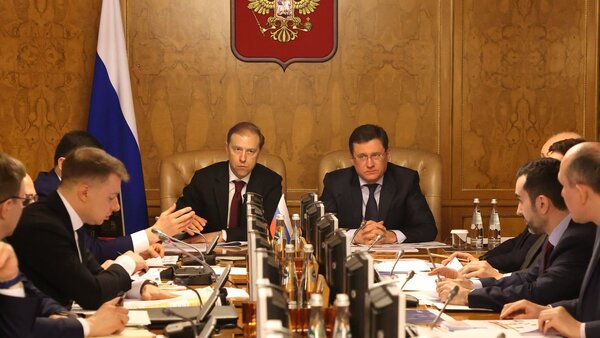 Мантуров: важно сохранить набранный темп обеспечения технологического суверенитета энергомашиностроения