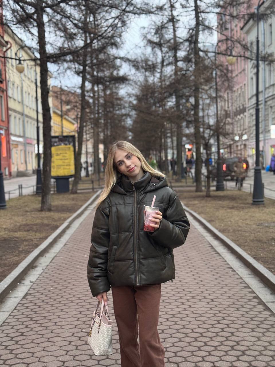 https://i2.imageban.ru/out/2025/03/20/1abf5825100ea4bbac89cf39a4e054d8.jpg