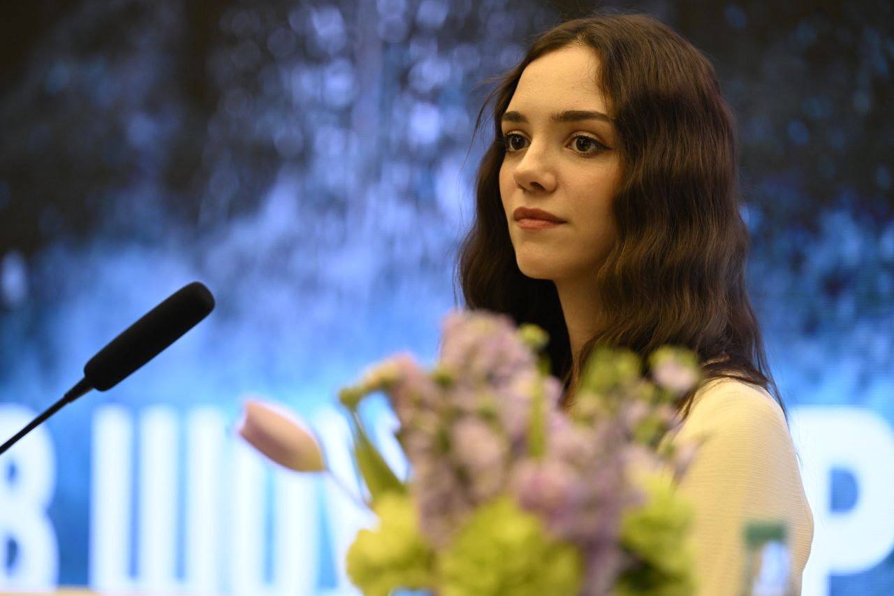 https://i2.imageban.ru/out/2025/04/04/28e5752c1408f001805bc815cd710737.jpg