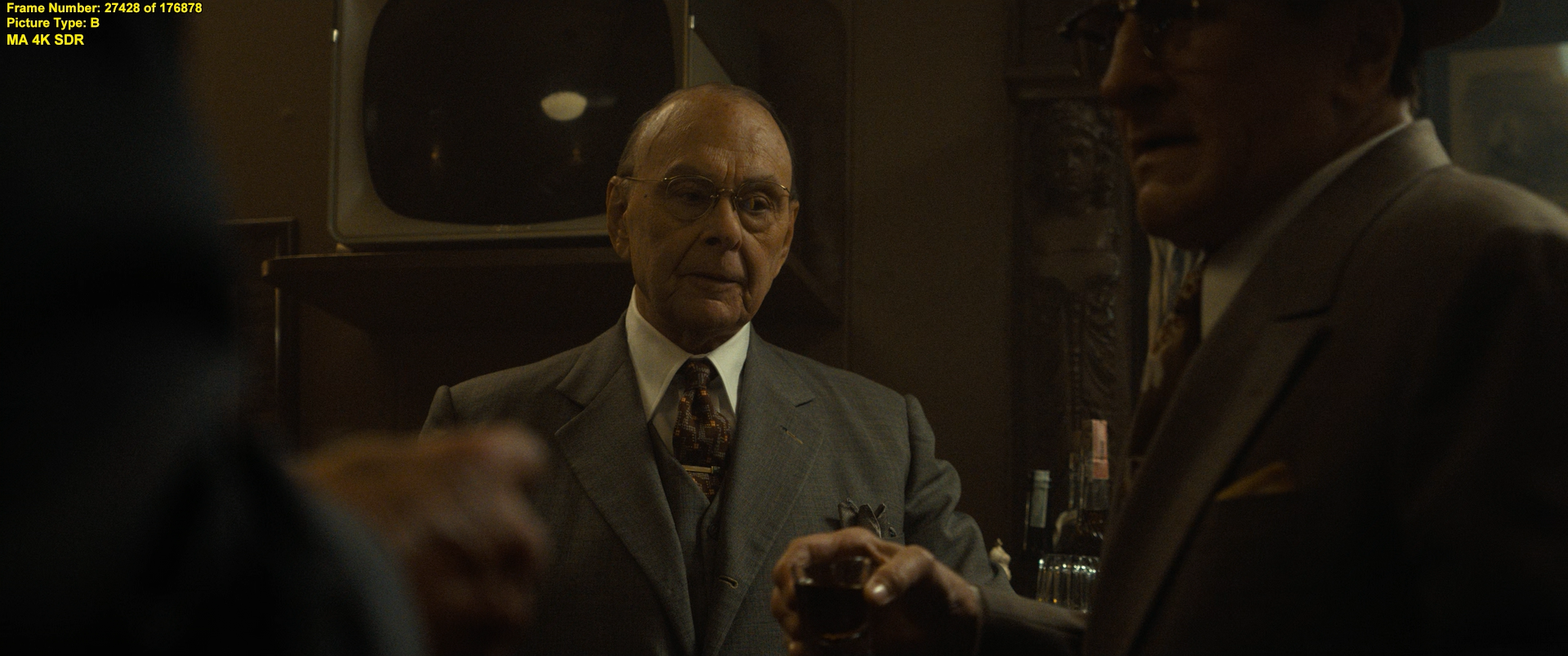 The Alto Knights (2025) (2160p WEB-DL H265 SDR DDP Atmos 5.1 English - HONE)027428.png