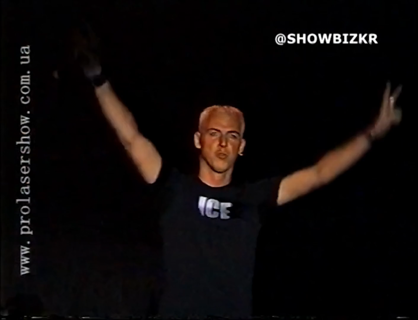 1999 - Live in Dnepropetrovsk.mp4_snapshot_00.06.47.120.png