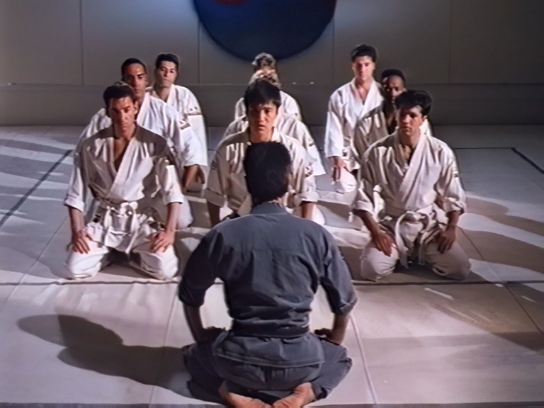 Street Soldiers (1991) [DVDRemux].mkv_snapshot_01.01.46.960.png