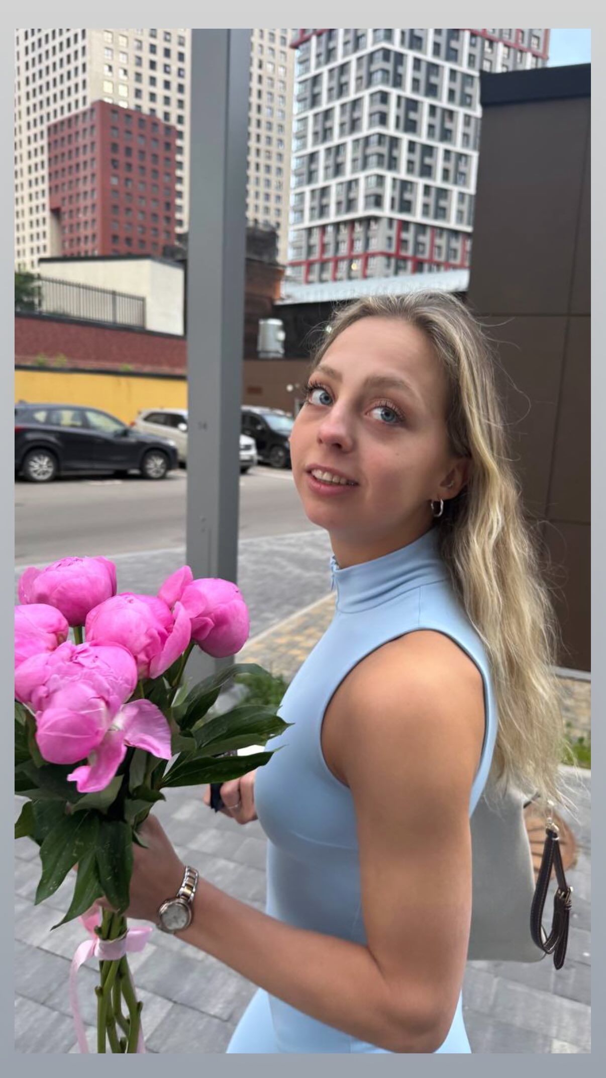 https://i2.imageban.ru/out/2025/05/31/2b6152fb05ceee8760471547dc34f799.jpg
