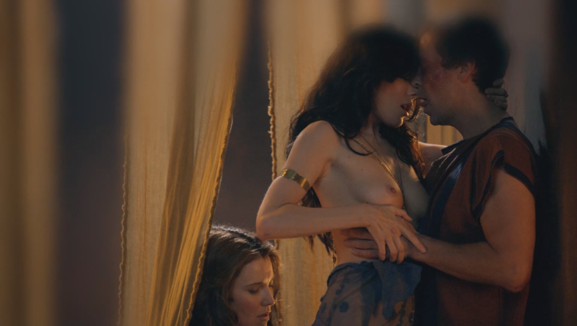 Lawless Lucy Murray Jaime Spartacus Gods of the Arena 03.mp4_000042.945.jpg