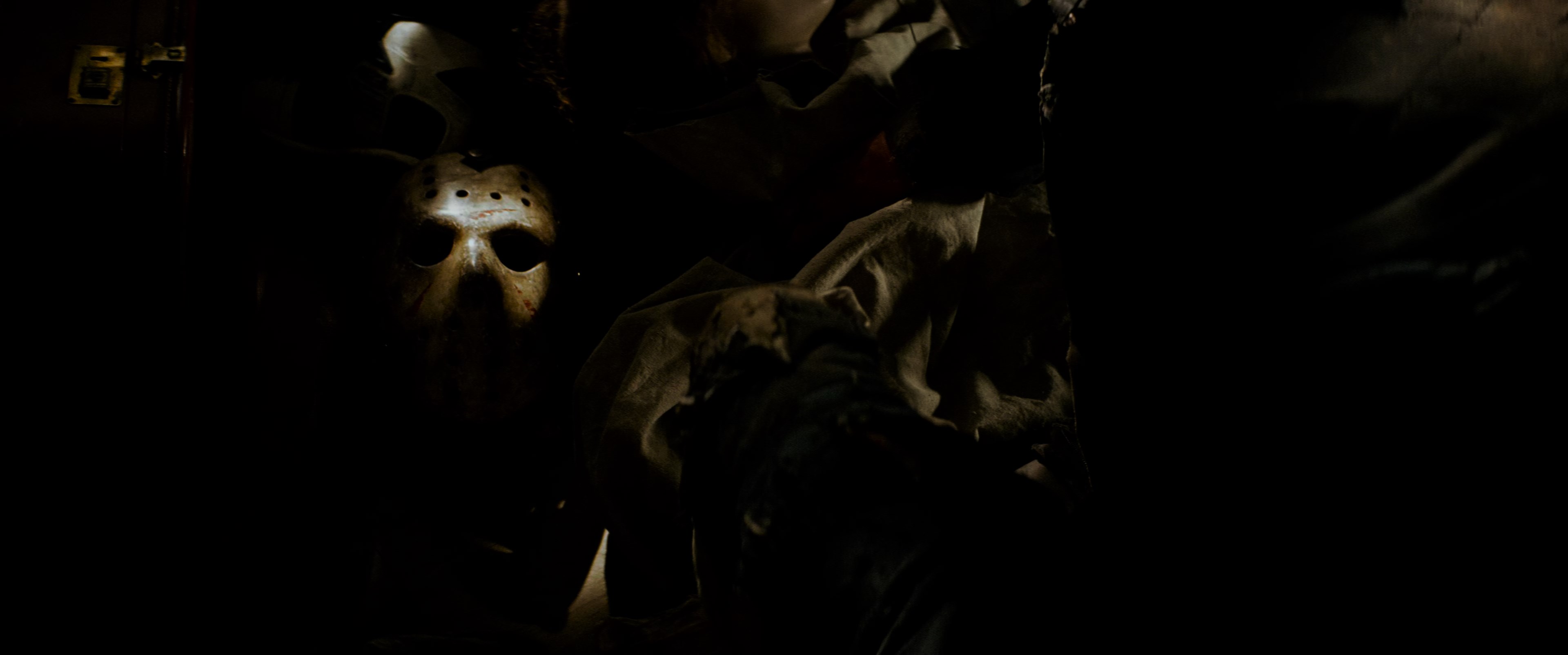 Friday the 13th (2009) BDRip 2160p-NVENC 10 bit [HDR] Extended Killer Cut.mkv_snapshot_00.43.03.743.jpg