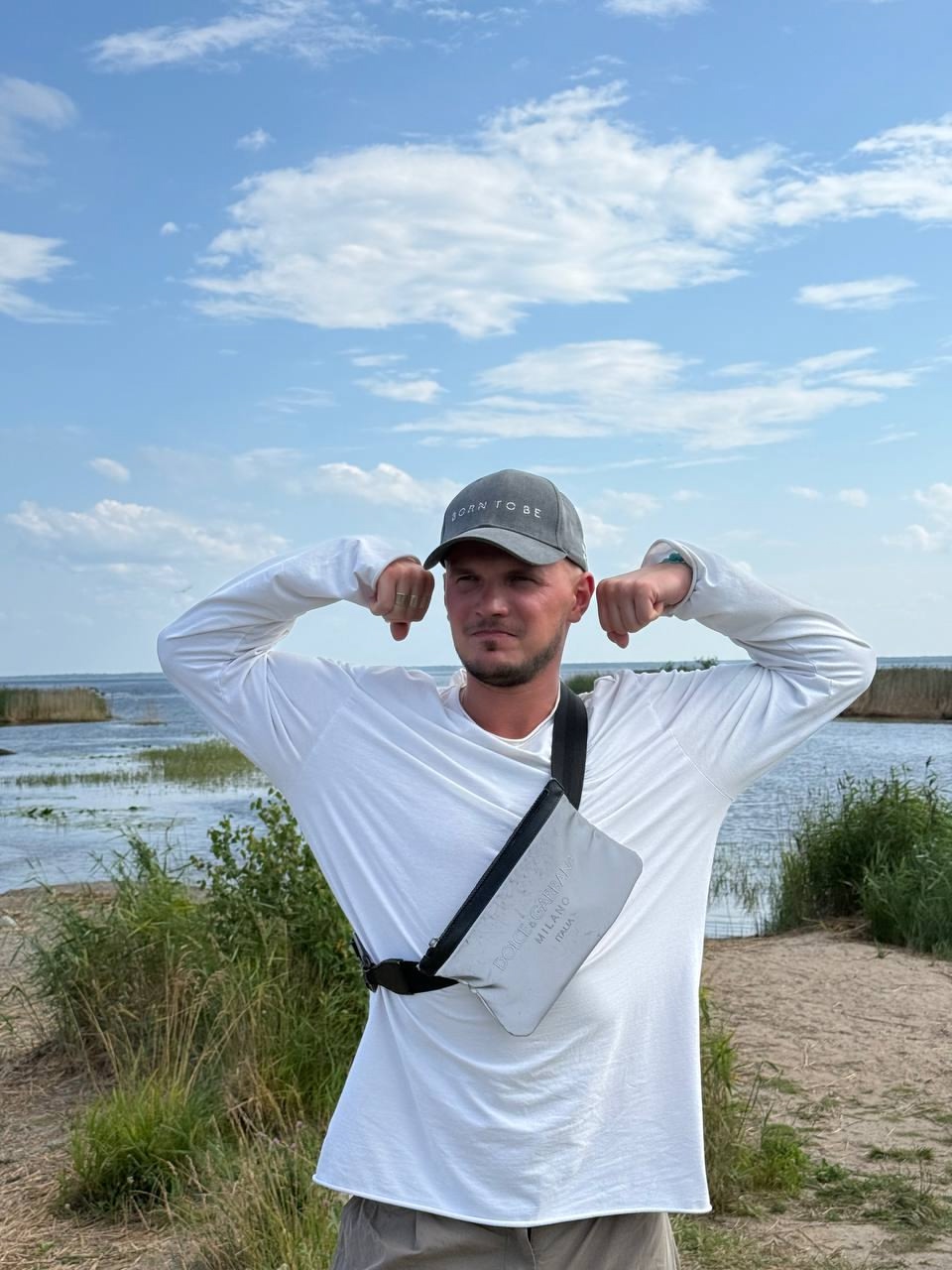 https://i2.imageban.ru/out/2025/07/30/fefc3c1fef1566165d45ffabac2d33ad.jpg