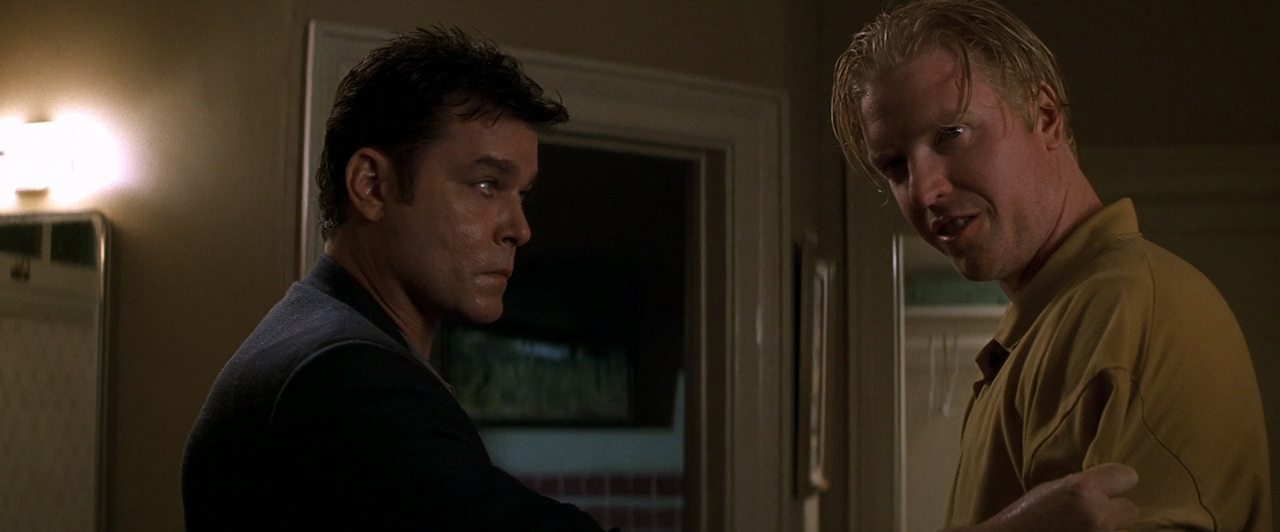 Identity.2003.BDRip.720p.x264.seleZen.mkv_20250808_092334.449.png